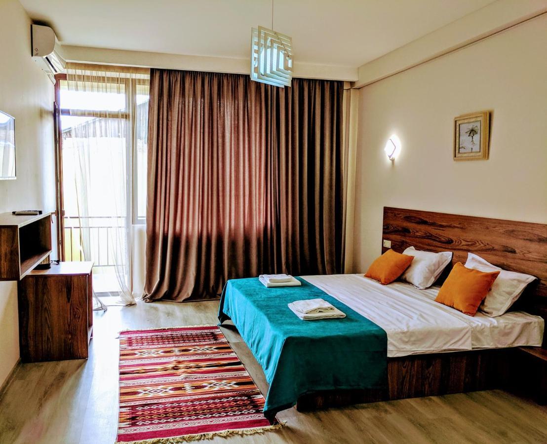 Hotel 5 Rooms Tbilisi Exterior photo